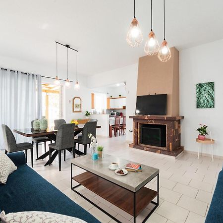 Villa Perla 라도스 외부 사진